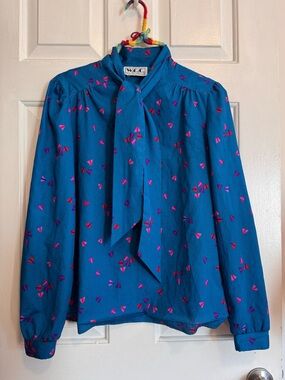 WCC Blue Tie-Neck Blouse with Pink Triangle Print